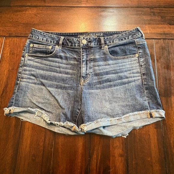 Set of 4 Denim and Black Shorts, Women’s size 14 - Picture 2 of 9